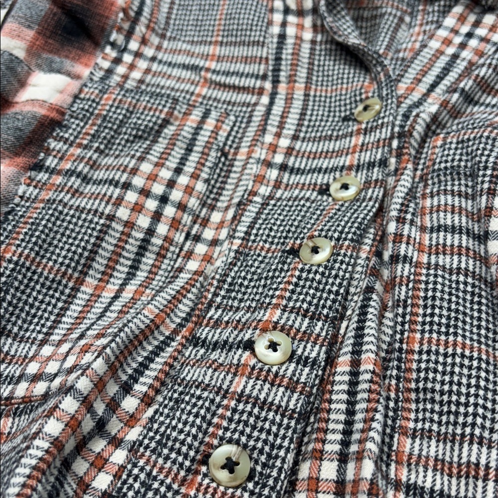 We The Free Wild Fire Plaid Button-Down oversized  collard Shirt M - Picture 13 of 13